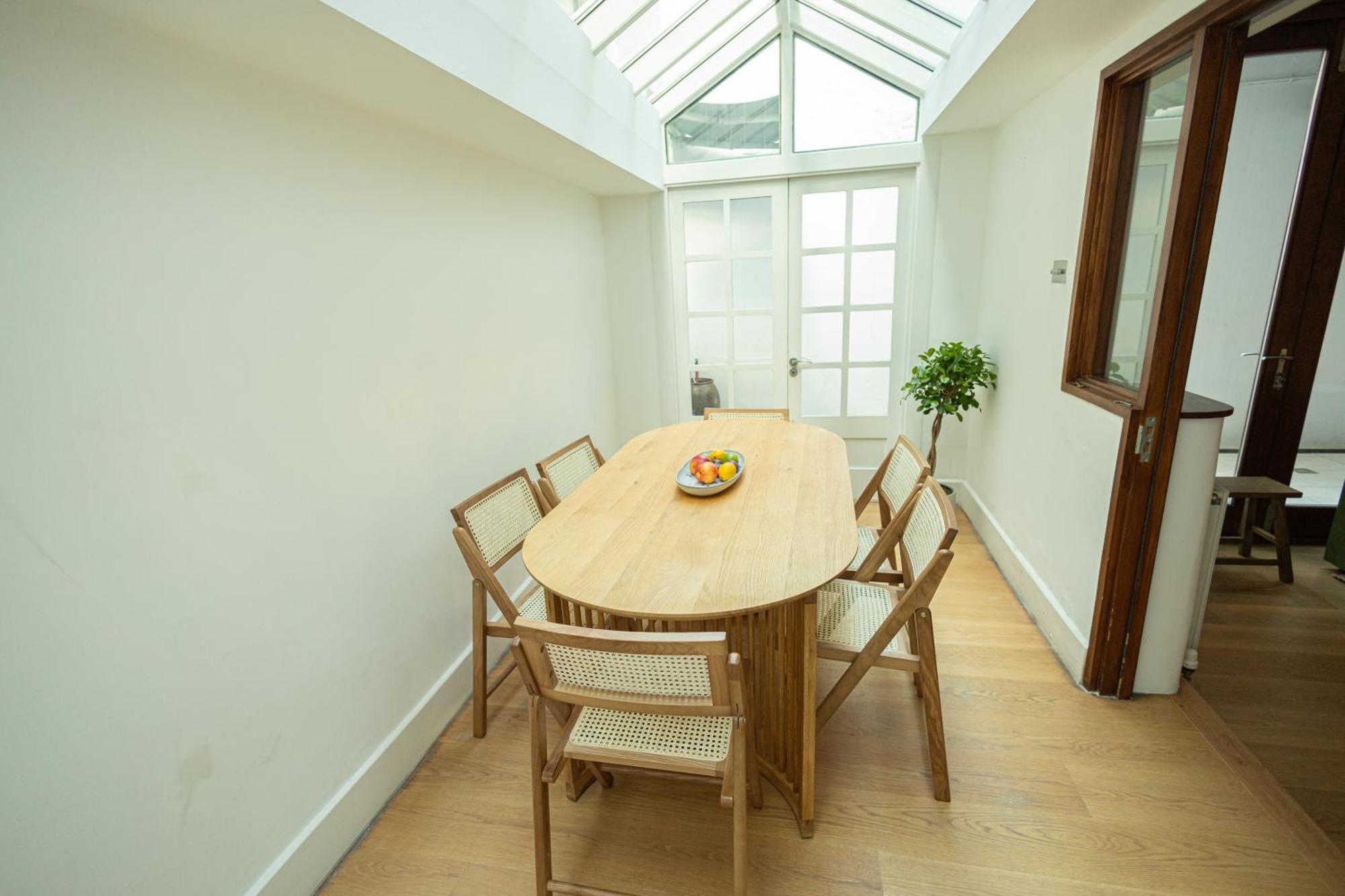 2Bedroom Gem In The Heart Of Kensington Londra Esterno foto