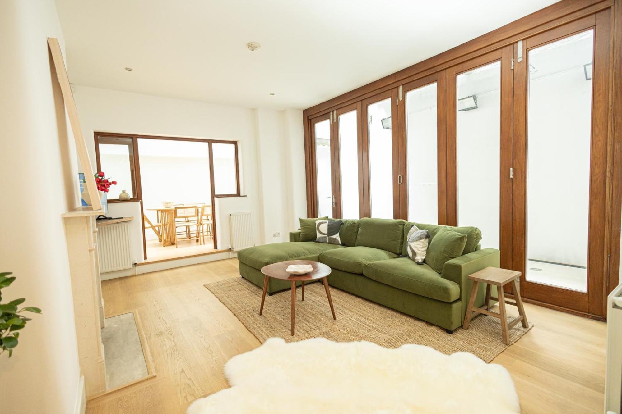 2Bedroom Gem In The Heart Of Kensington Londra Esterno foto