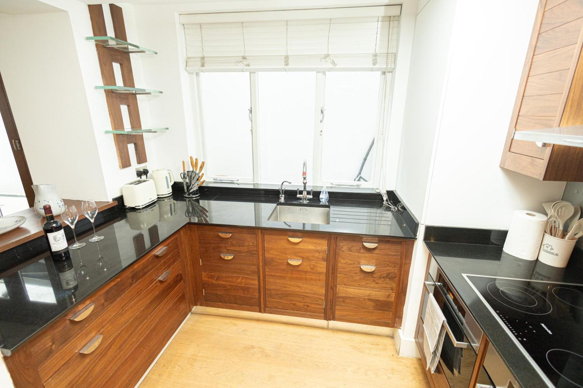 2Bedroom Gem In The Heart Of Kensington Londra Esterno foto